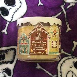Bath and body works hot cocoas and cream candle